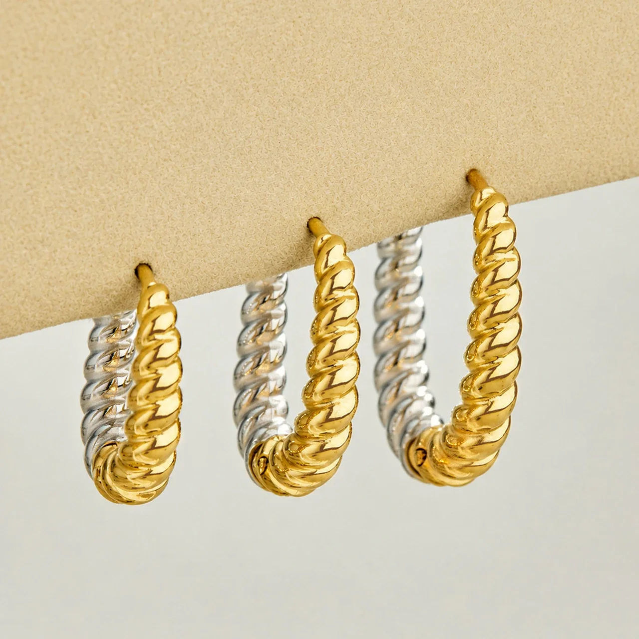 Sculpted Gold-Plated Twisted Rope Oval Hoop Earrings