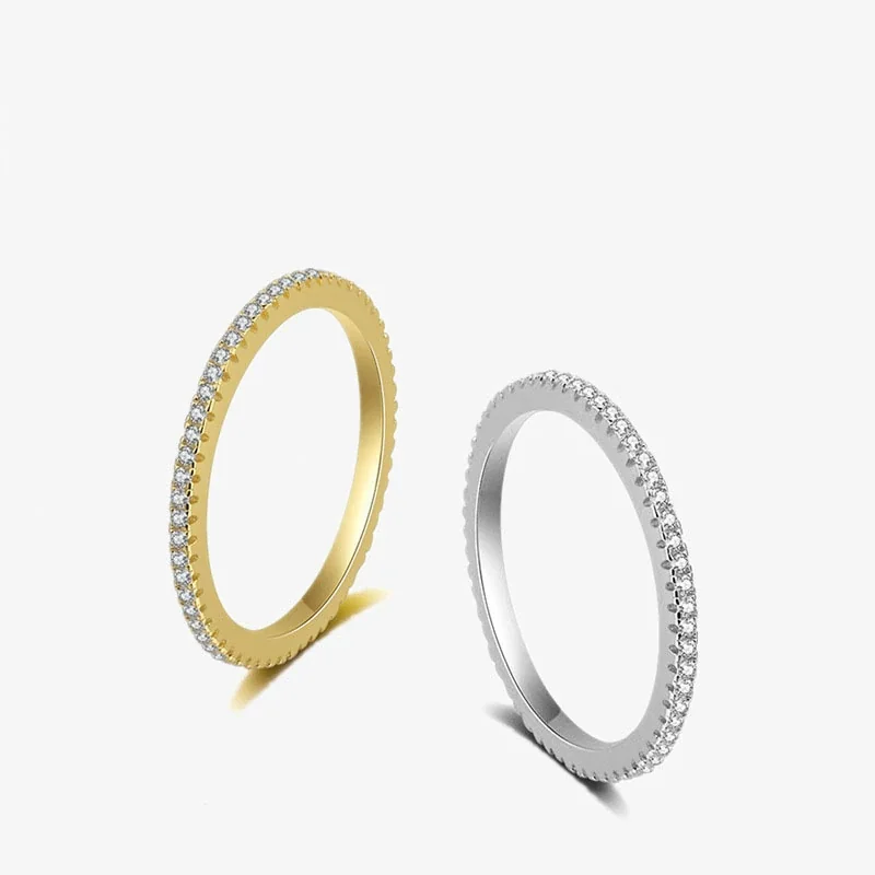 Refined 925 Sterling Silver Round Pavé Band Ring