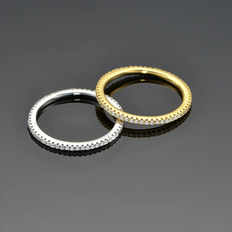 Refined 925 Sterling Silver Round Pavé Band Ring