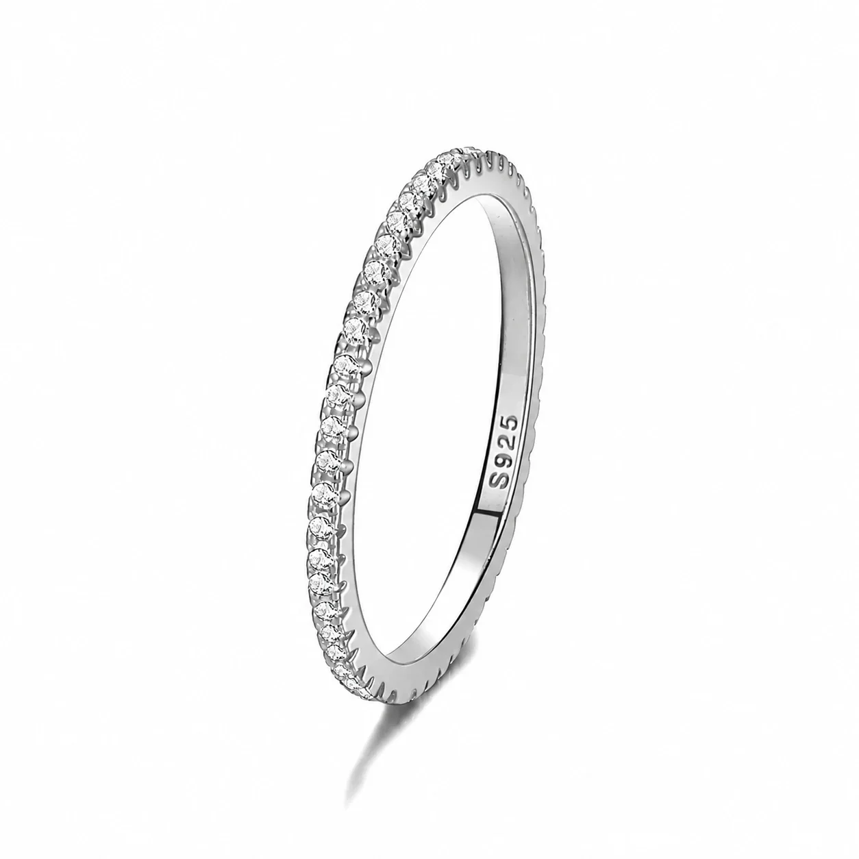 Refined 925 Sterling Silver Round Pavé Band Ring