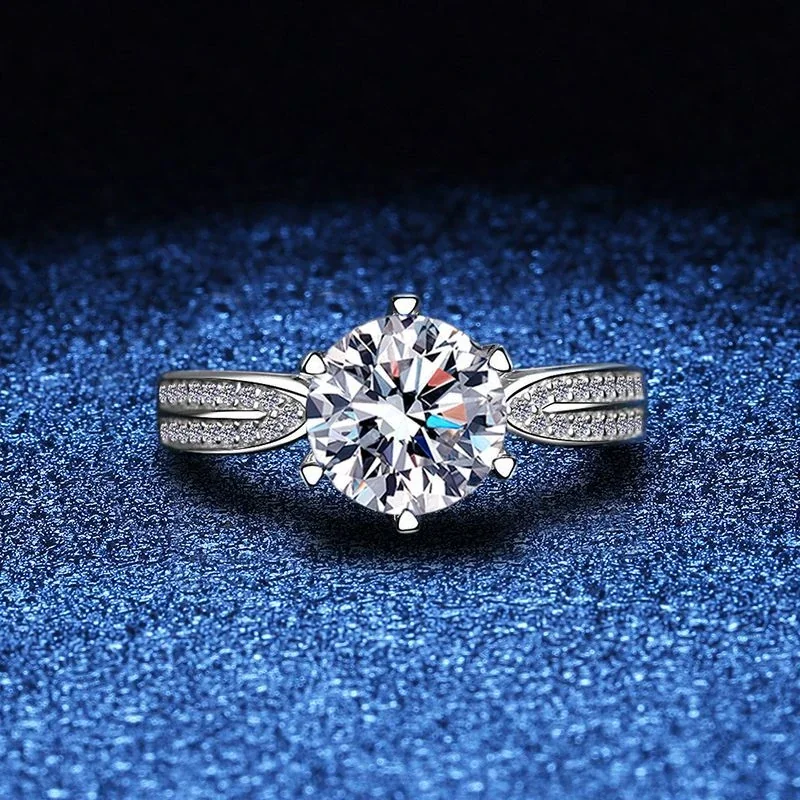 Radiant Round-Cut Crown-Prong 925 Sterling Silver Ring