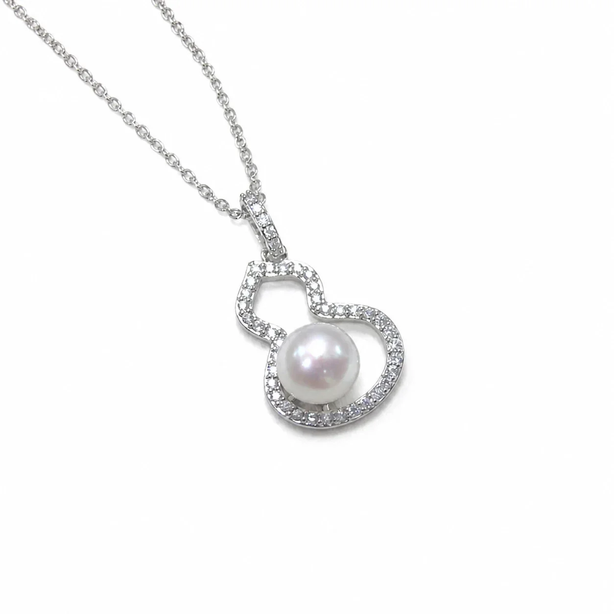 Graceful Gold-Plated Gourd Pavé Pearl Pendant Necklace - Silver