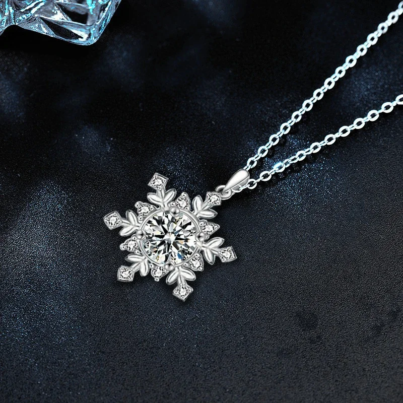 High-Polish Snowflake 925 Sterling Silver Prong-Set Necklace