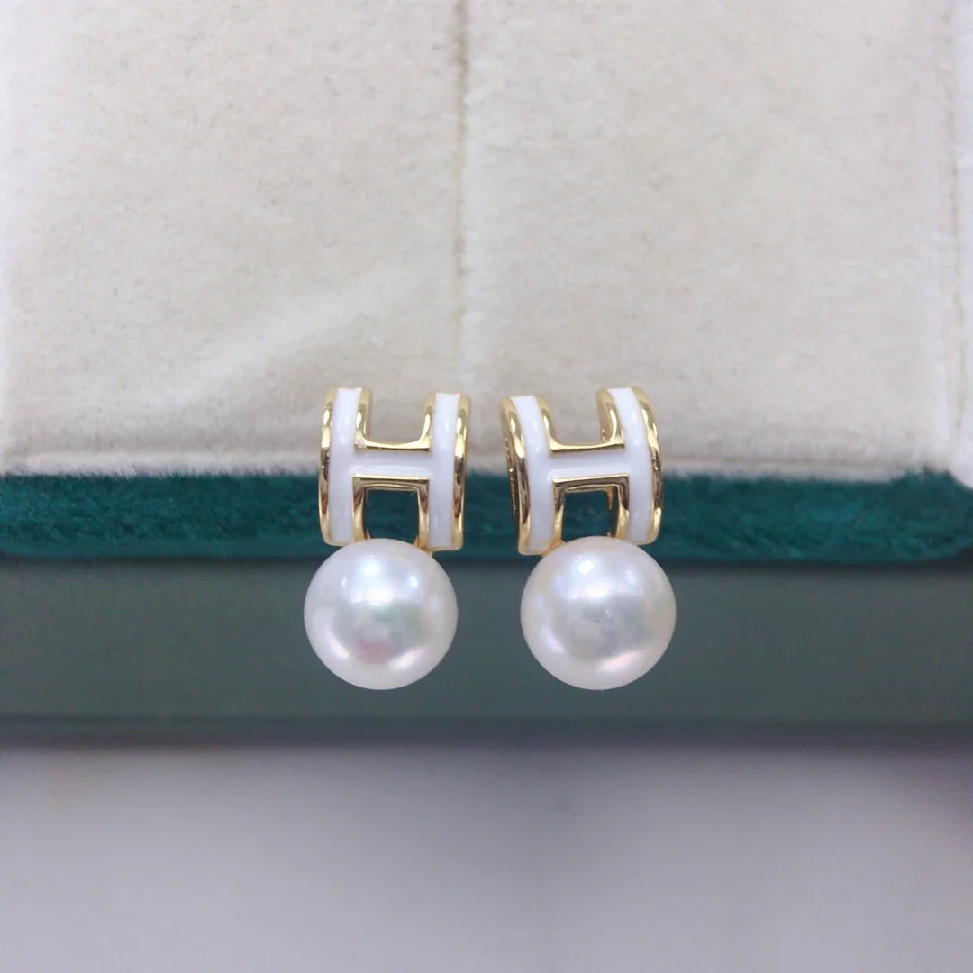 Polished Gold-Plated H Motif Freshwater Pearl Stud Earrings