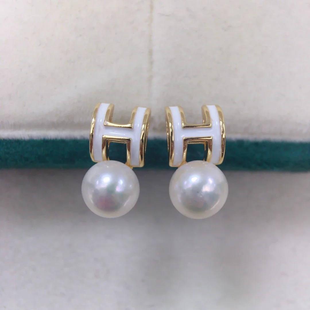 Polished Gold-Plated H Motif Freshwater Pearl Stud Earrings - White