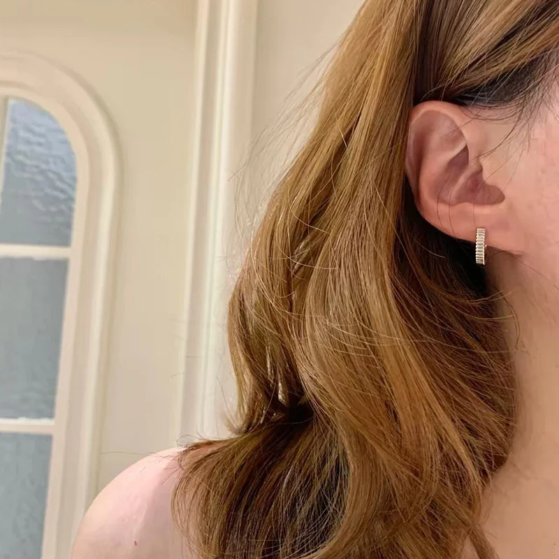 Ribbed Huggie 18K Gold-Plated 925 Sterling Silver Hoop Earrings