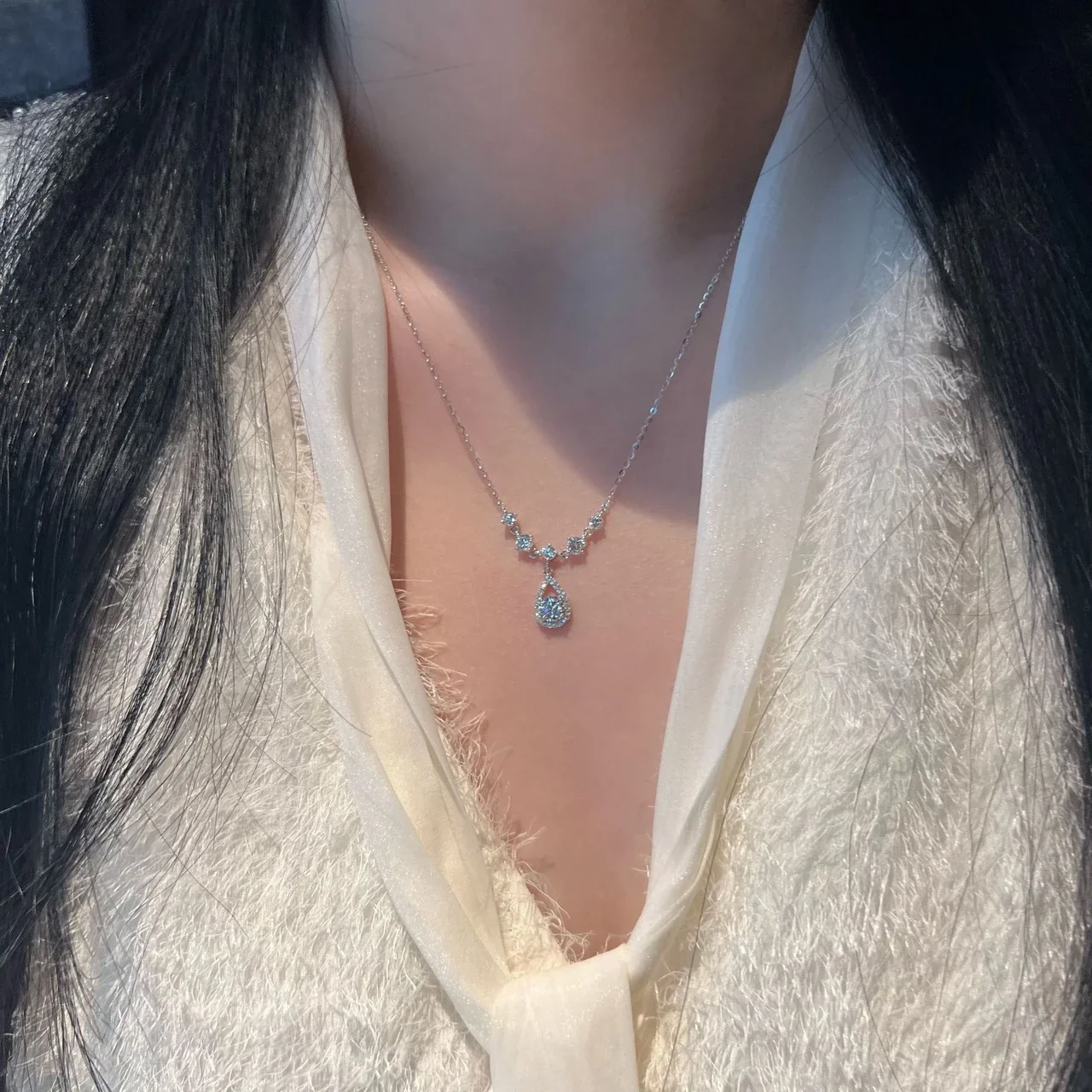 Radiant 925 Sterling Silver Five-Stone CZ Halo Teardrop Necklace