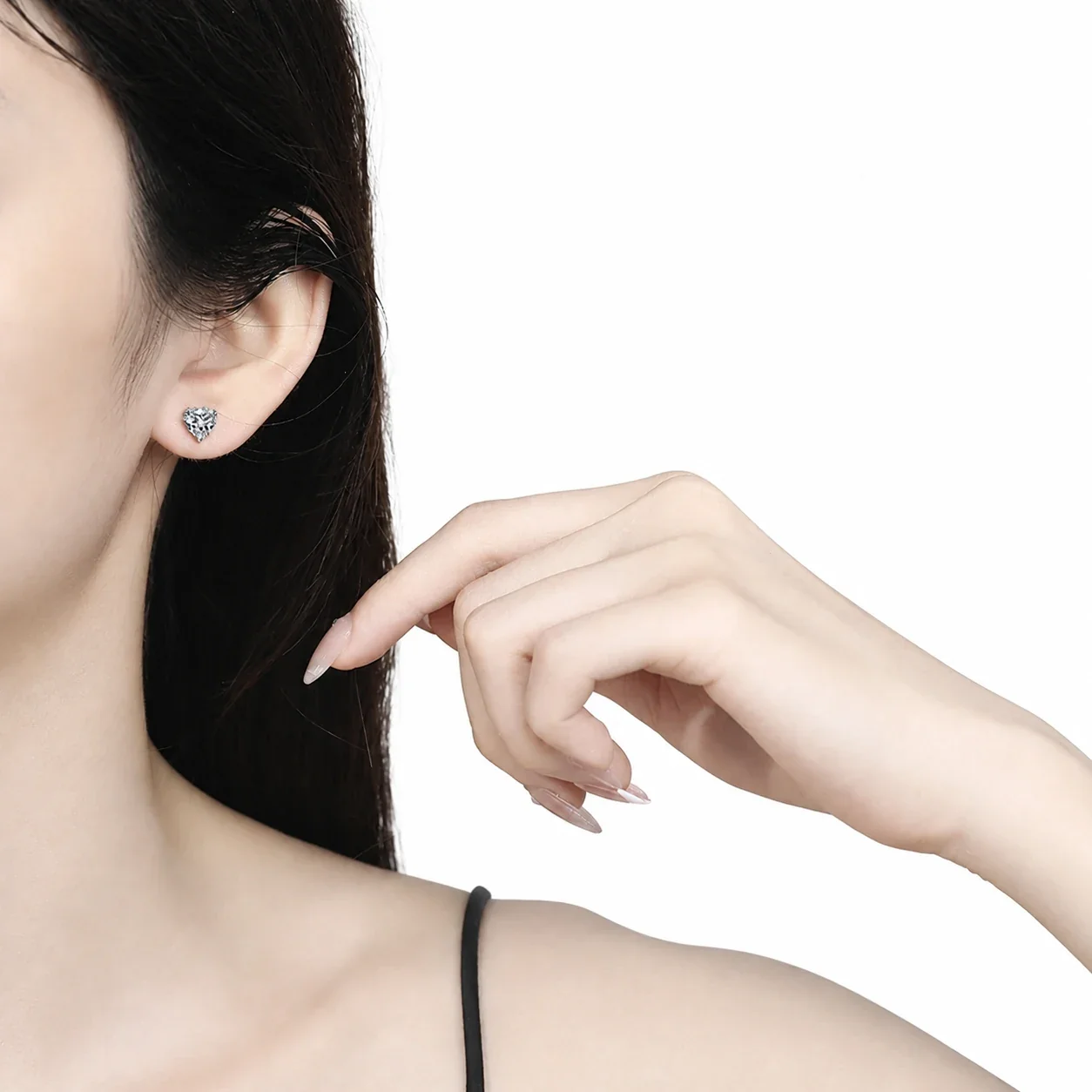 Petite Heart-Cut 925 Sterling Silver Three-Prong Stud Earrings