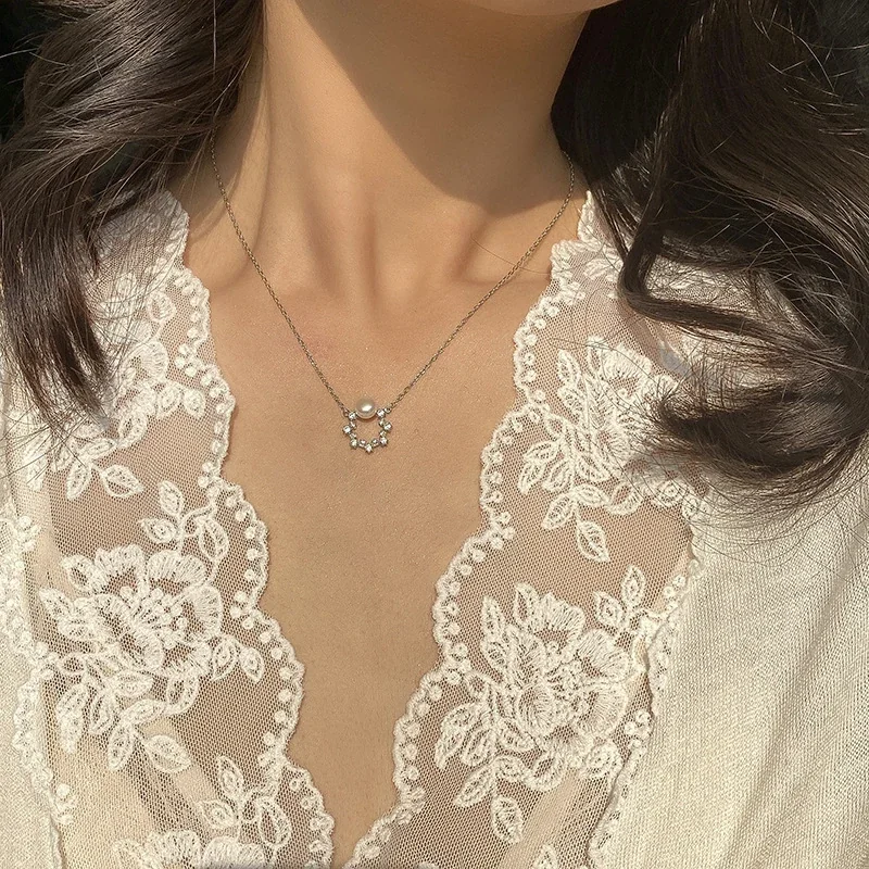 Delicate Pearl Halo 925 Sterling Silver Cable Necklace