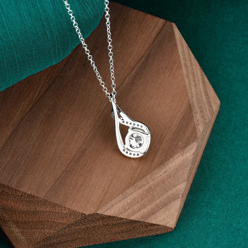Twisted 925 Sterling Silver Pavé Moissanite Teardrop Necklace