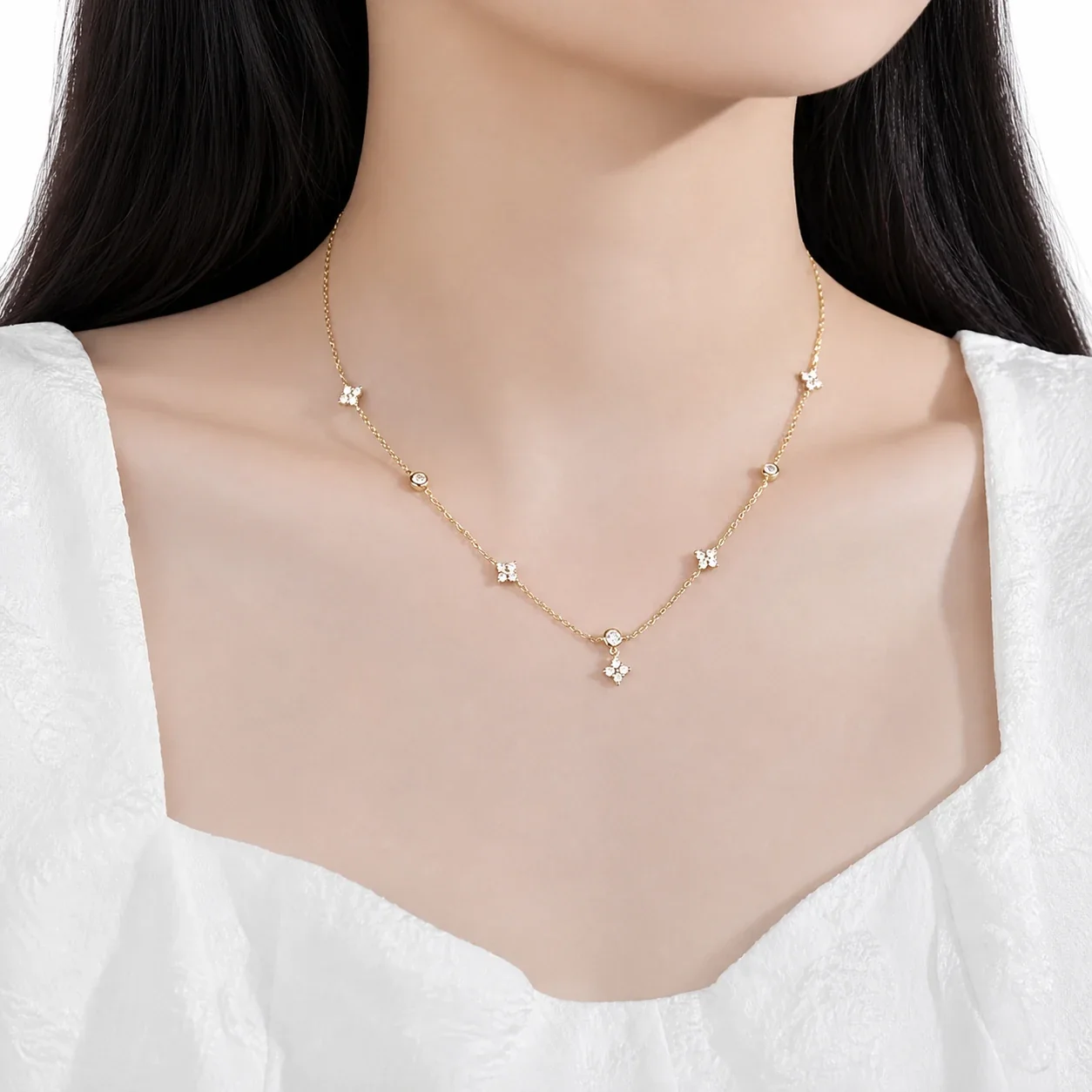 Delicate Clover Bezel Accent 925 Sterling Silver Necklace