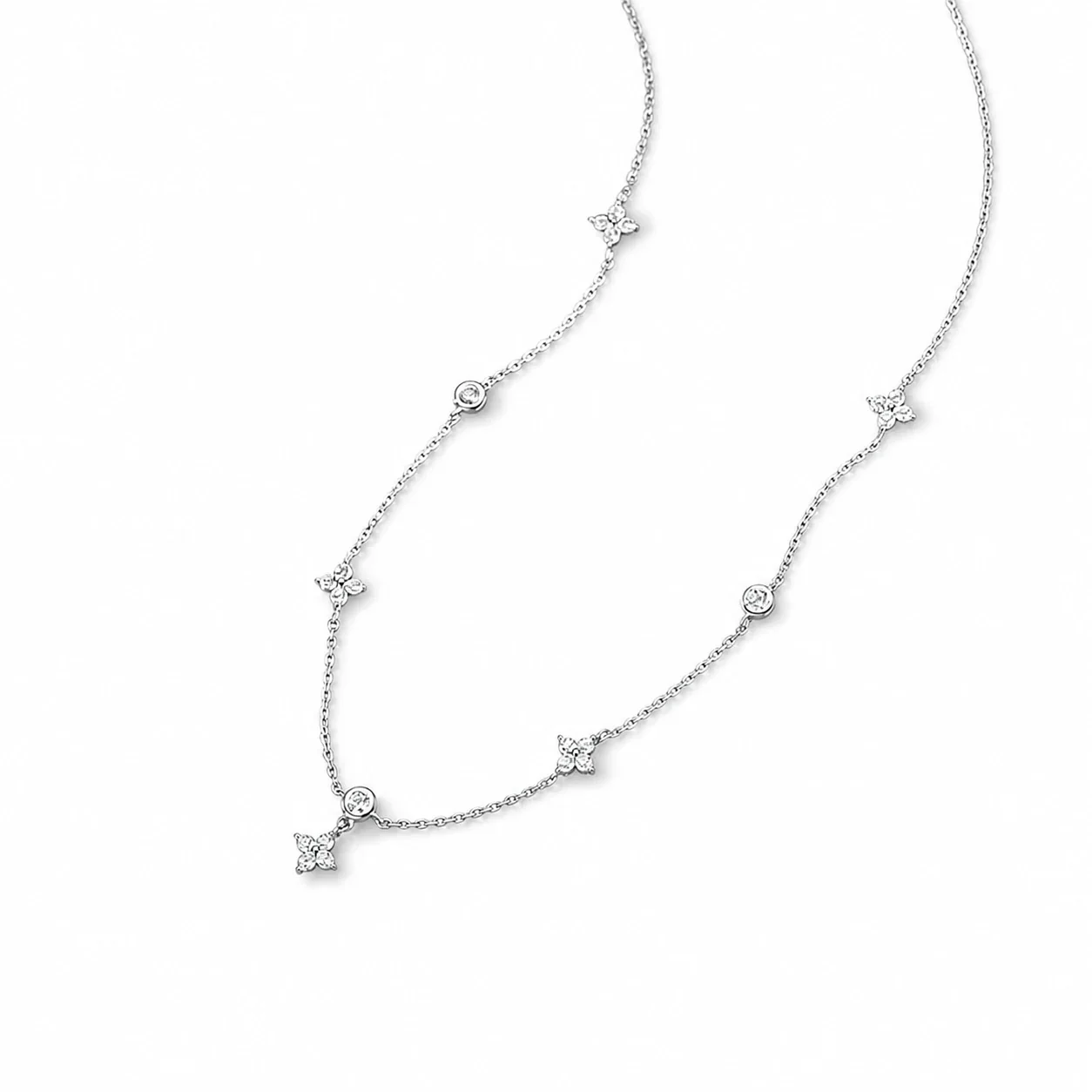 Delicate Clover Bezel Accent 925 Sterling Silver Necklace