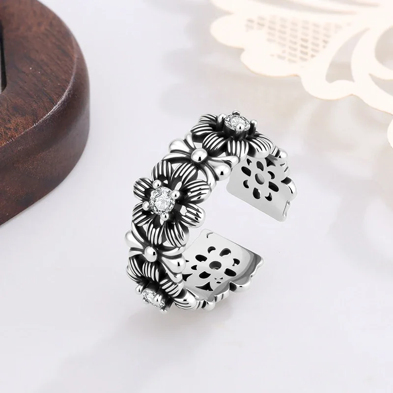 Antique Silver-Plated Ribbed Floral Open Copper Ring