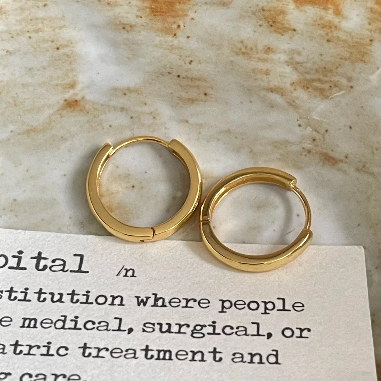 Slim Polished 925 Sterling Silver Huggie Hoop Earrings - 14 mm