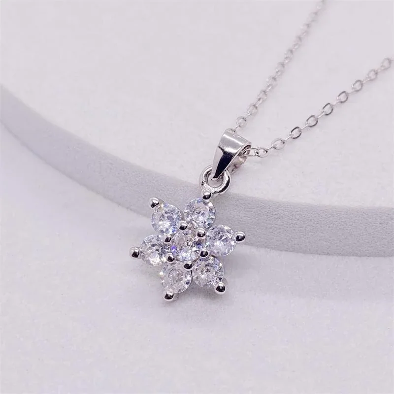 Radiant 925 Sterling Silver Six-Stone Snowflake Necklace