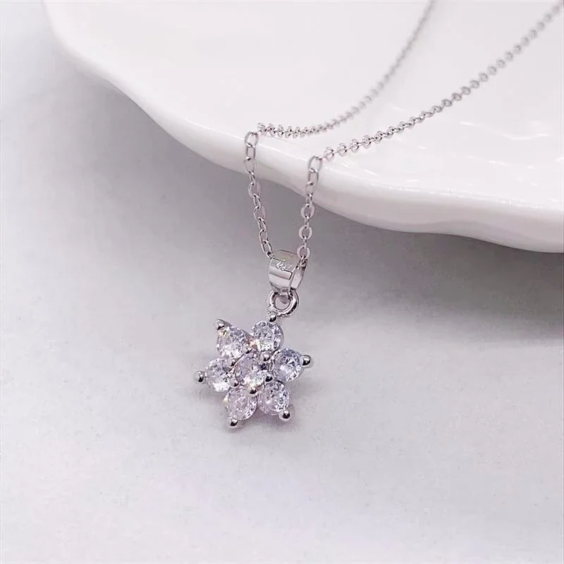 Radiant 925 Sterling Silver Six-Stone Snowflake Necklace