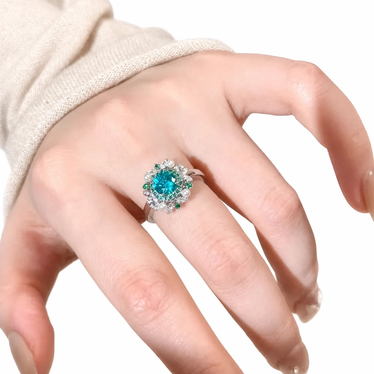 Luminous Silver-Plated Blue Crystal Floral Copper Ring