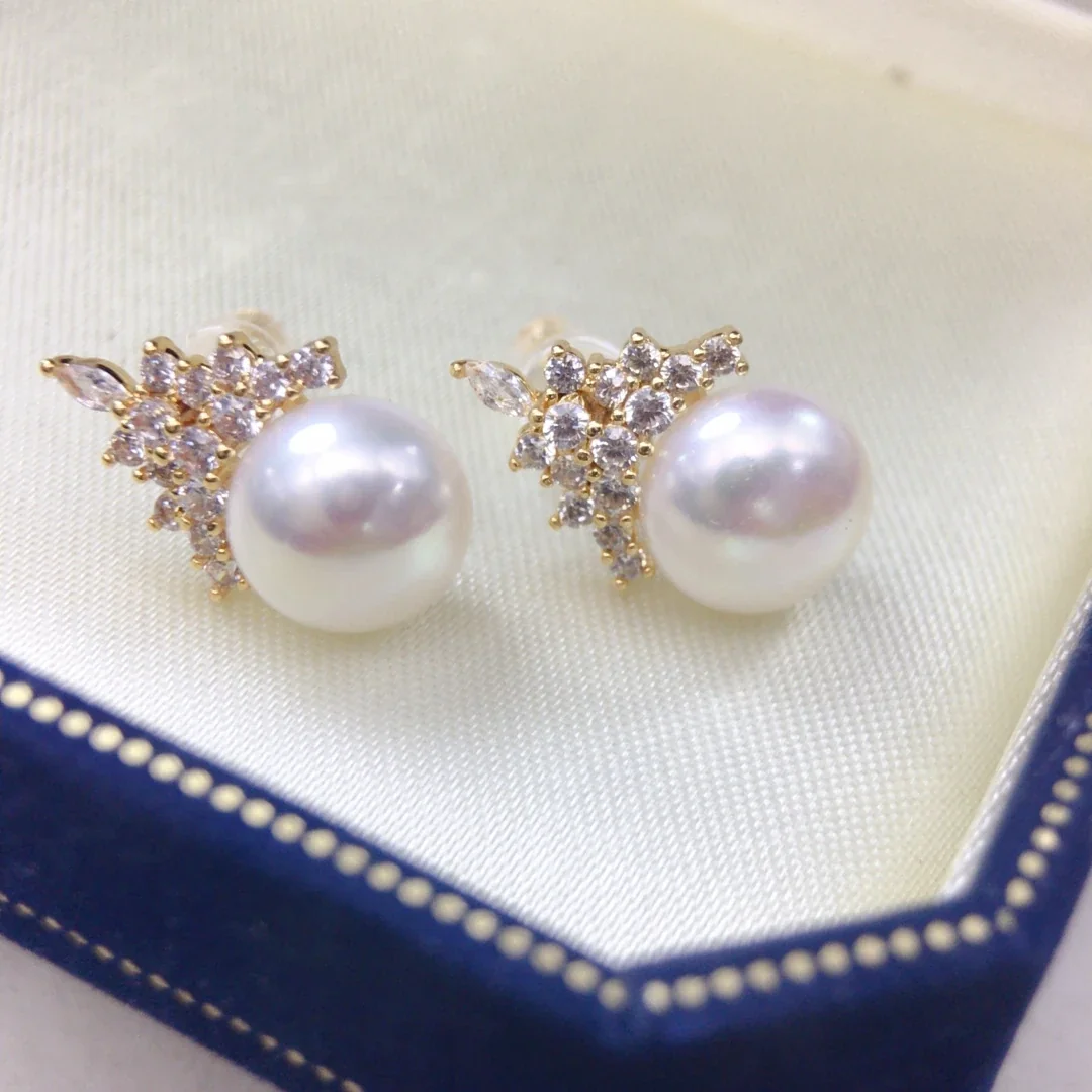 Starburst Cubic Zirconia Crown Freshwater Pearl Stud Earrings