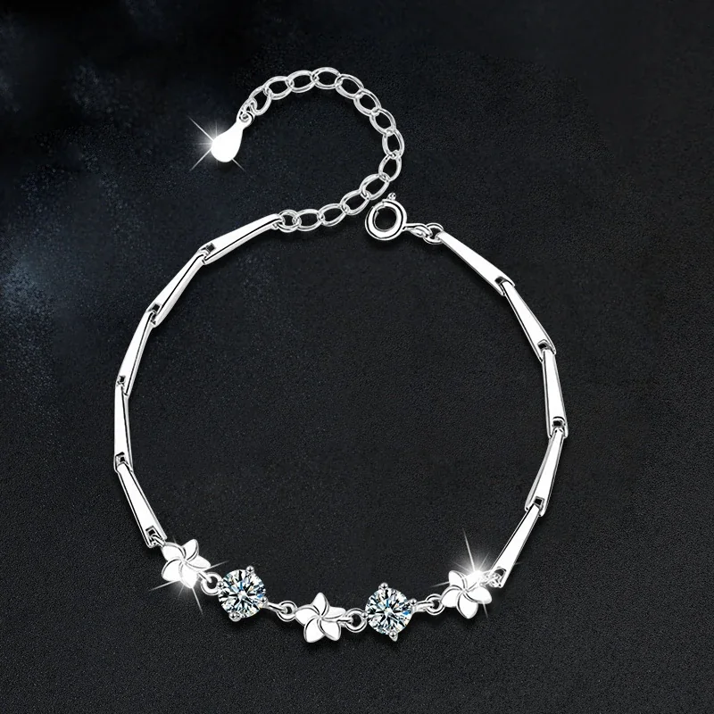 Graceful 925 Sterling Silver Floral Four-Prong Moissanite Bracelet