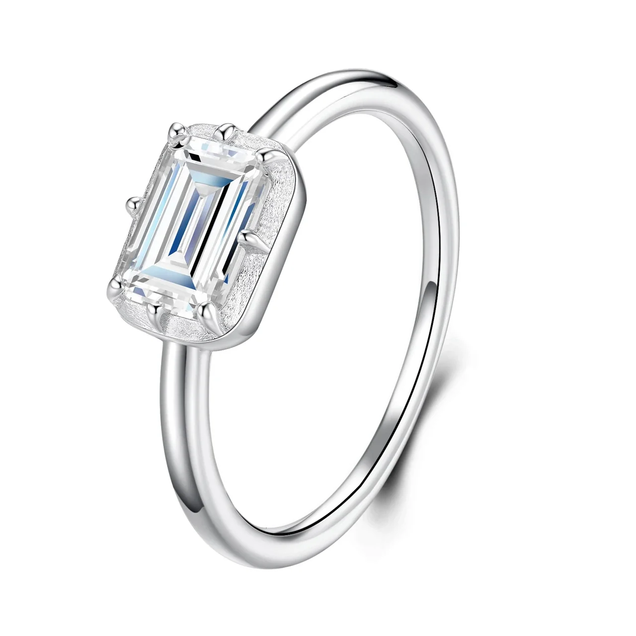 Geometric 925 Sterling Silver Emerald-Cut Prong-Set Moissanite Ring
