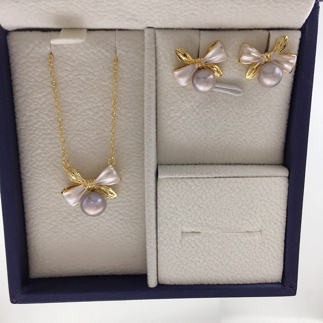 Delicate Gold-Plated Bow Leaf Freshwater Pearl Set - Gray
