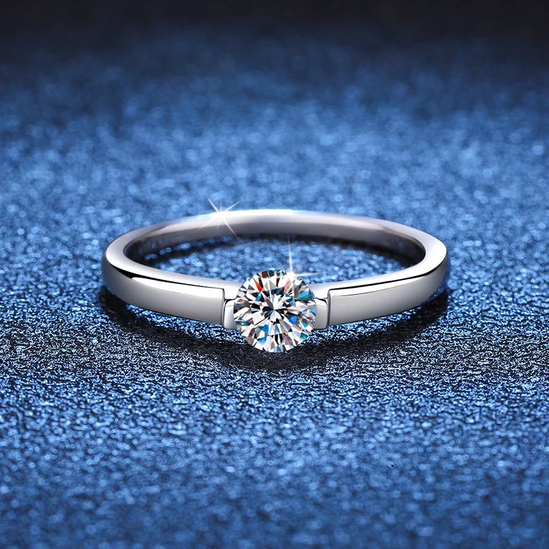 Sleek Silver-Plated 925 Sterling Silver Tension-Set Round Moissanite Ring