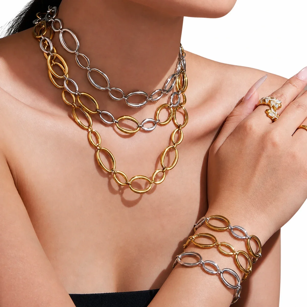 Sculptural Gold-Plated Open Oval Link Lobster Clasp Set
