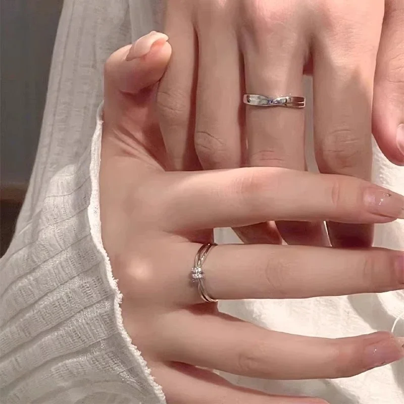 Intertwined 925 Sterling Silver Clear-Stone Couple Rings