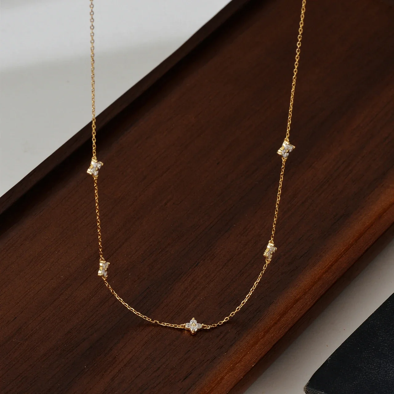 Delicate Five-Clover Round Crystal 925 Sterling Silver Necklace - Gold