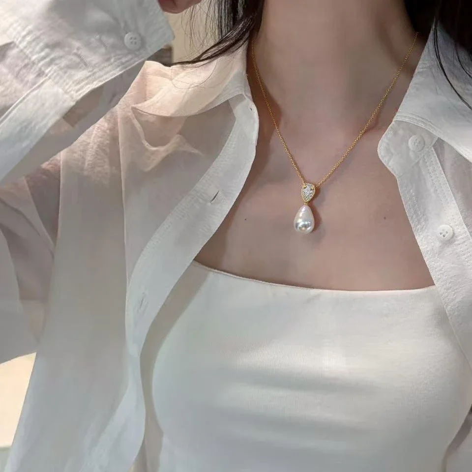 Luminous Gold-Plated Teardrop CZ Pearl Pendant Necklace