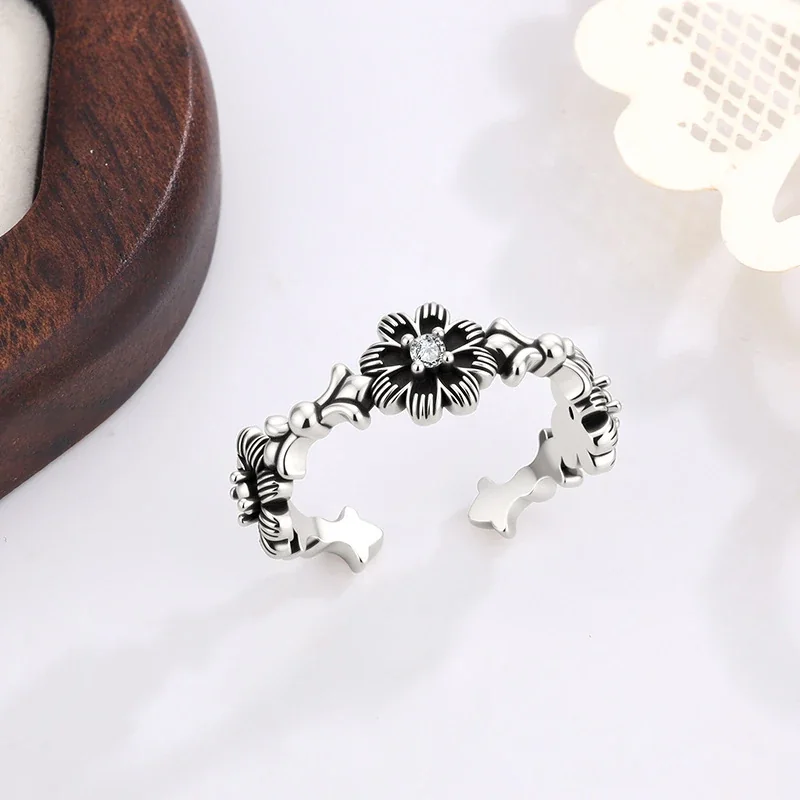 Ornate Silver-Plated Floral Cutout Copper Open Ring - Silver