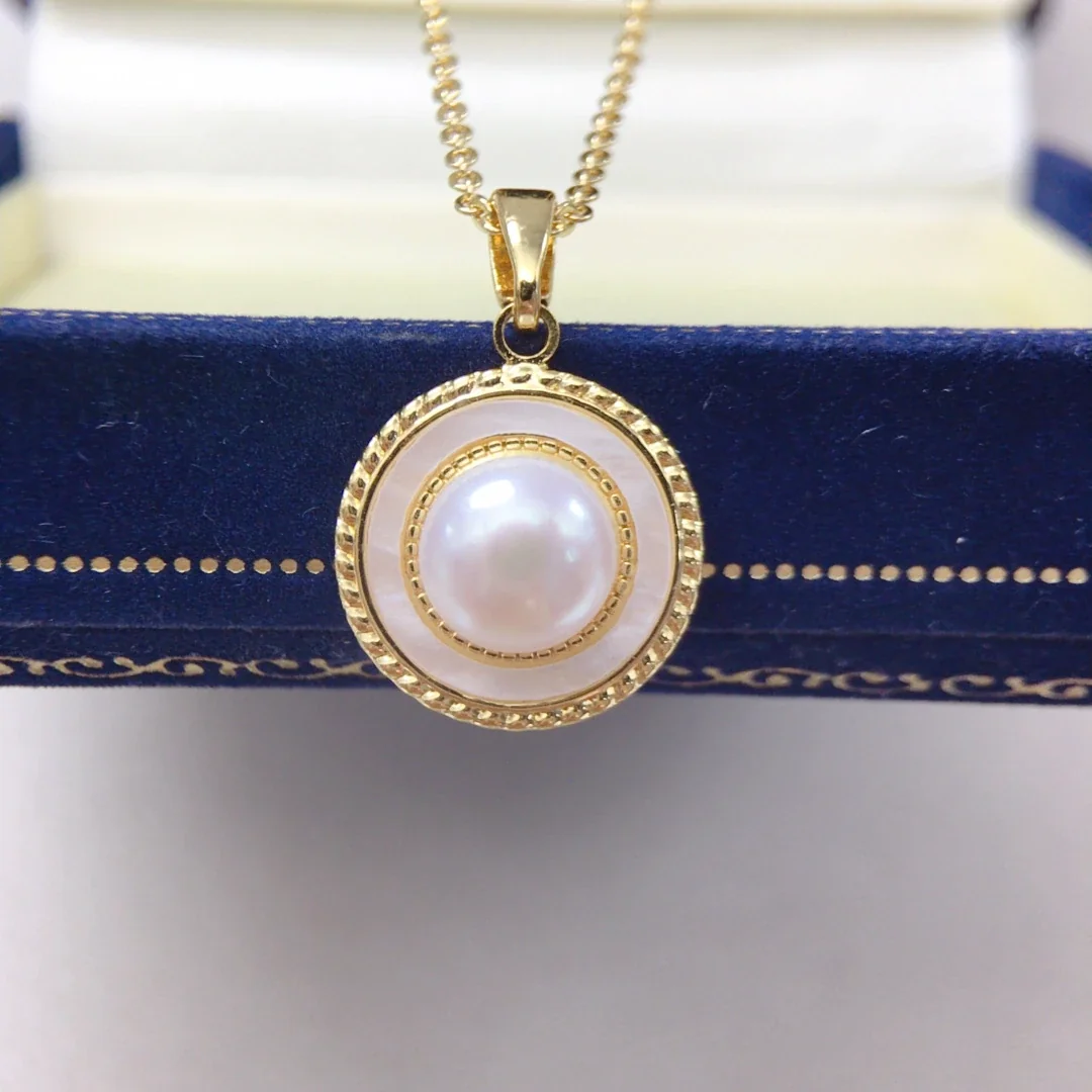 Ornate Gold-Plated Round Halo Freshwater Pearl Pendant