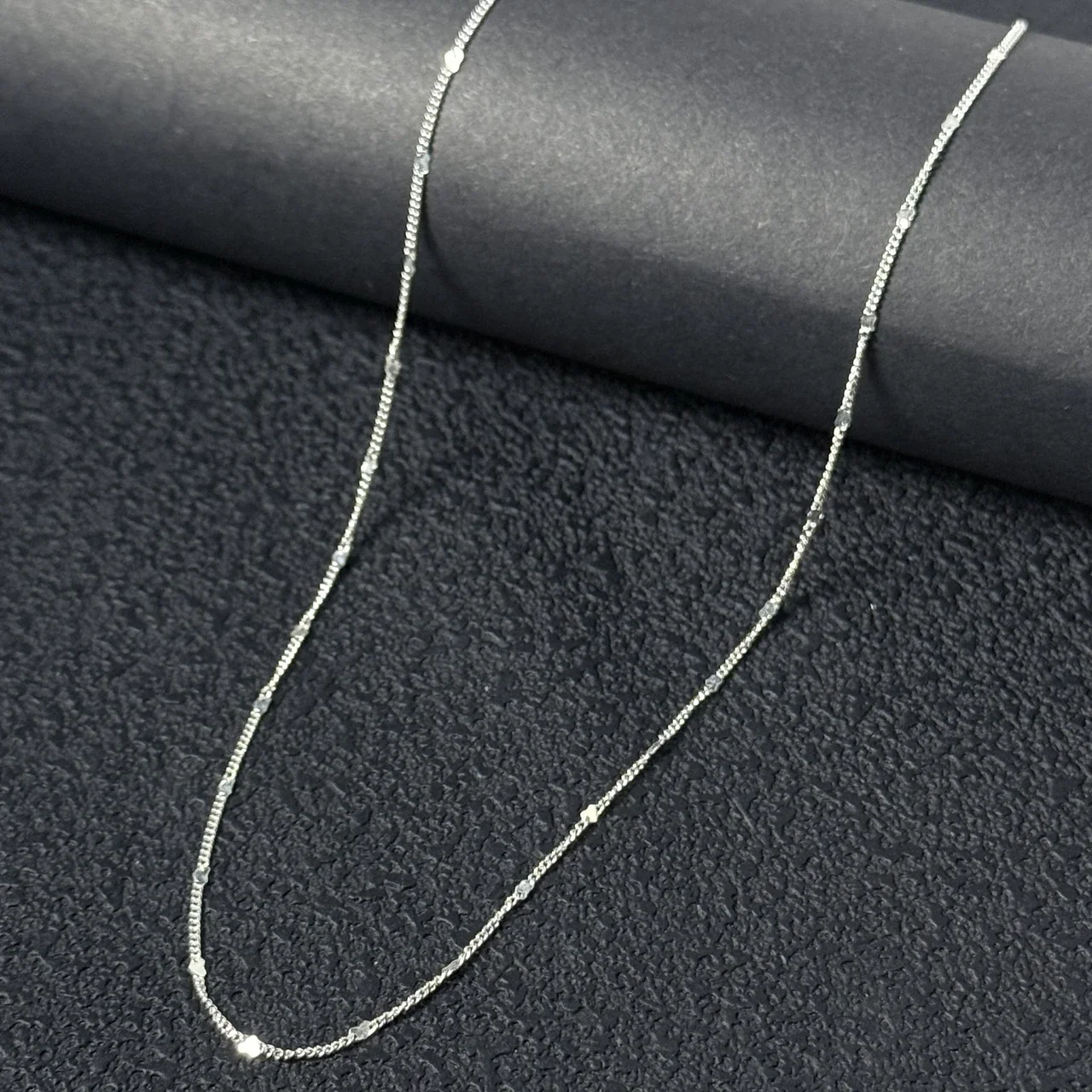 Delicate 925 sterling silver curb oval-station Chain Necklace