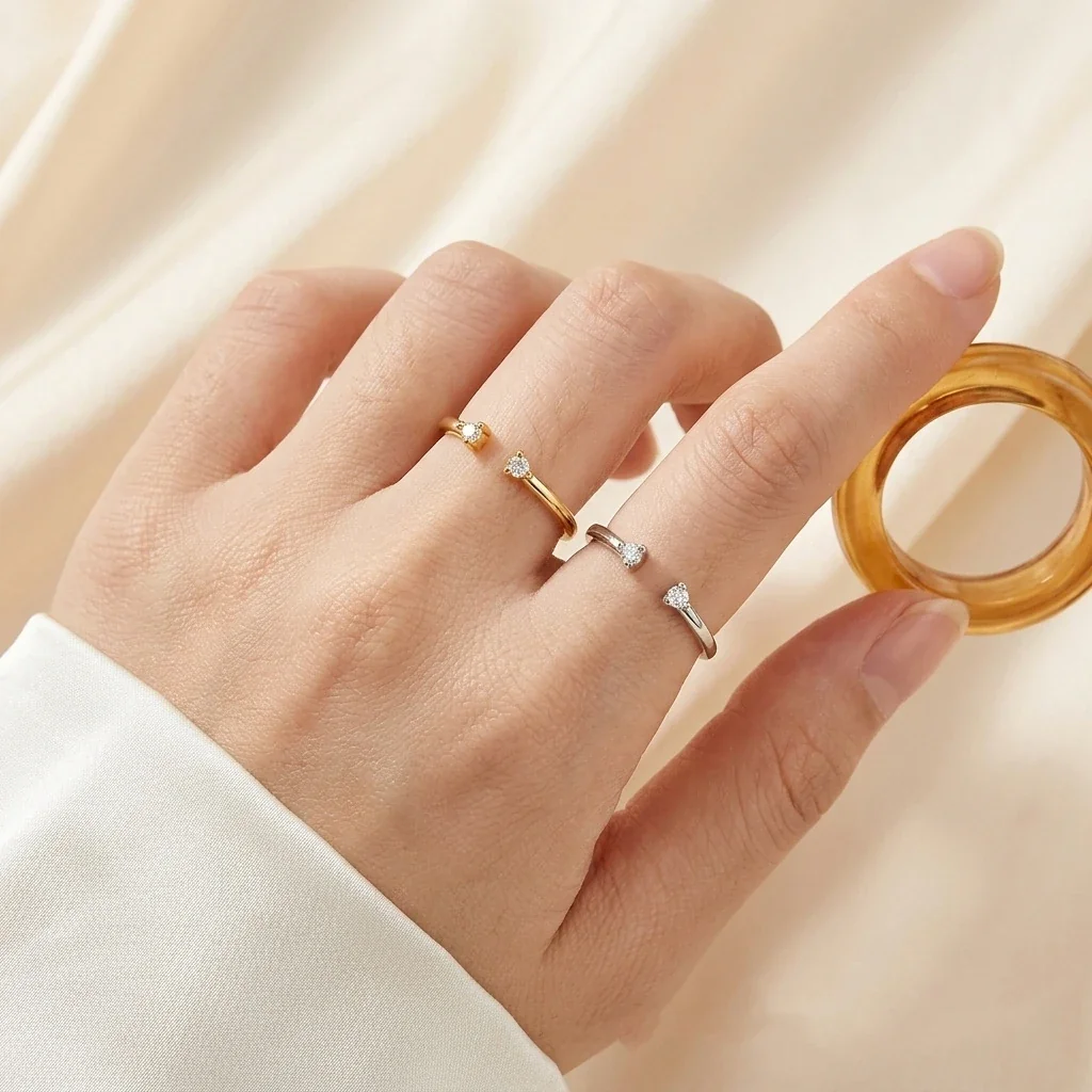 Delicate Open-Front 925 Sterling Silver Round Crystal Ring