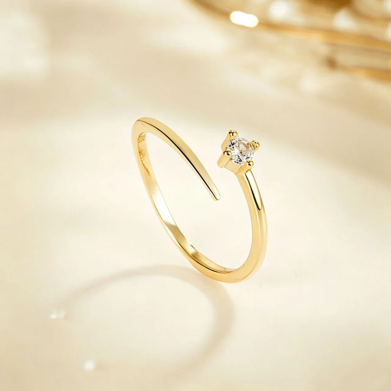 Delicate Open-Front 925 Sterling Silver Round Crystal Ring - Gold Single Stone