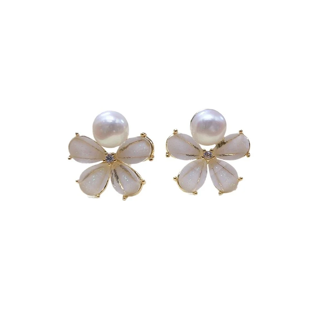 Delicate Gold-Plated Five-Petal Freshwater Pearl Stud Earrings