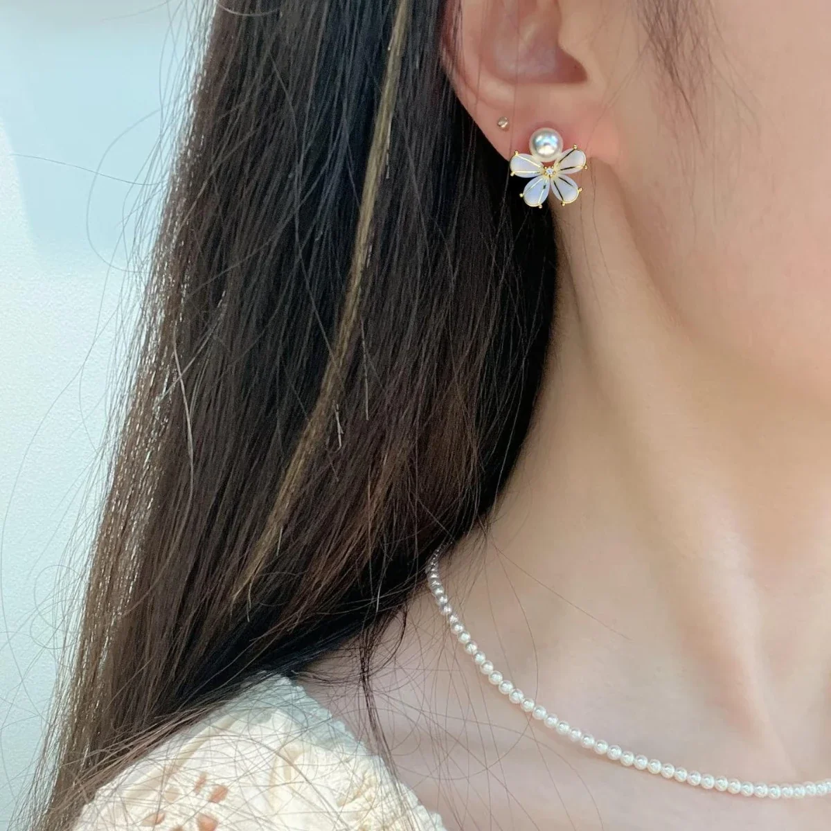 Delicate Gold-Plated Five-Petal Freshwater Pearl Stud Earrings