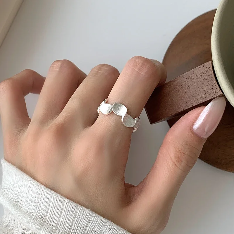 Brushed 925 Sterling Silver Linked Oval Disc Open Ring