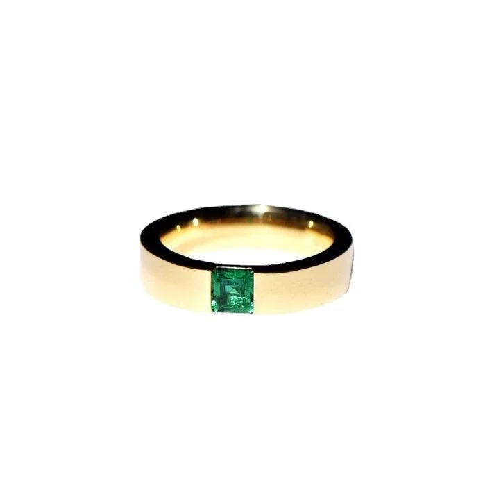 Emerald-Green Baguette Stone Wide-Band Gold-Plated Copper Ring