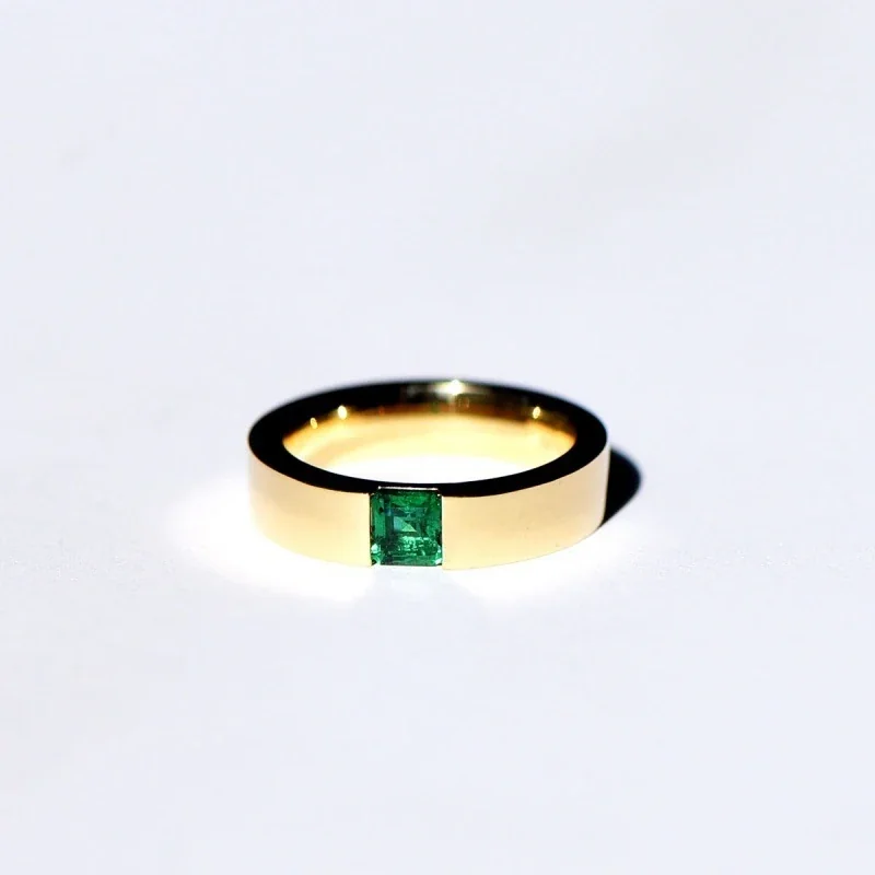 Emerald-Green Baguette Stone Wide-Band Gold-Plated Copper Ring