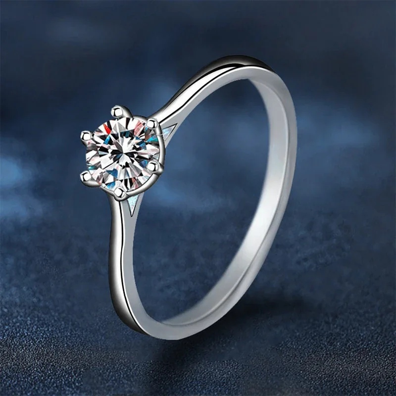Timeless 925 Sterling Silver Six-Prong Round Moissanite Ring