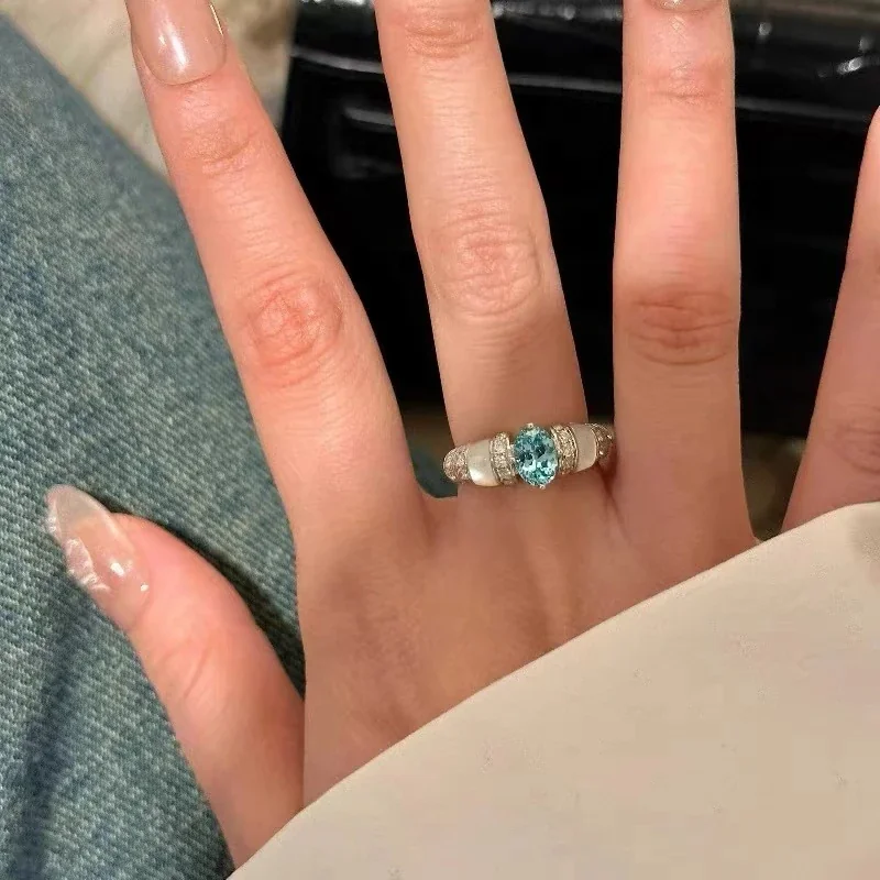 Luminous Silver-Plated Aqua Oval CZ Pavé Copper Ring