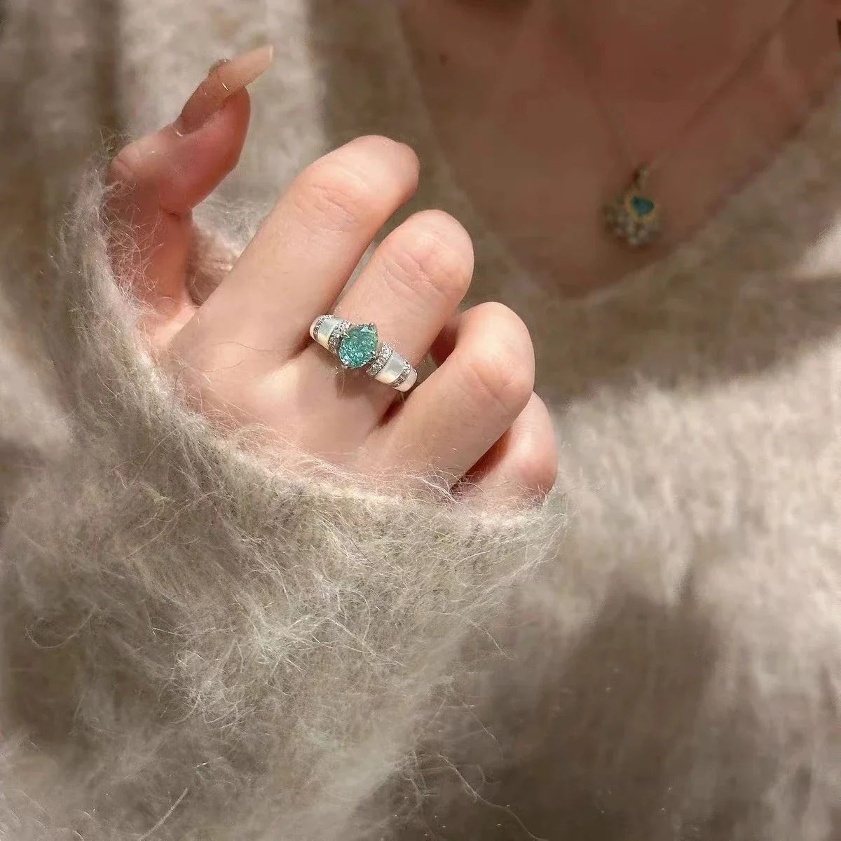 Luminous Silver-Plated Aqua Oval CZ Pavé Copper Ring