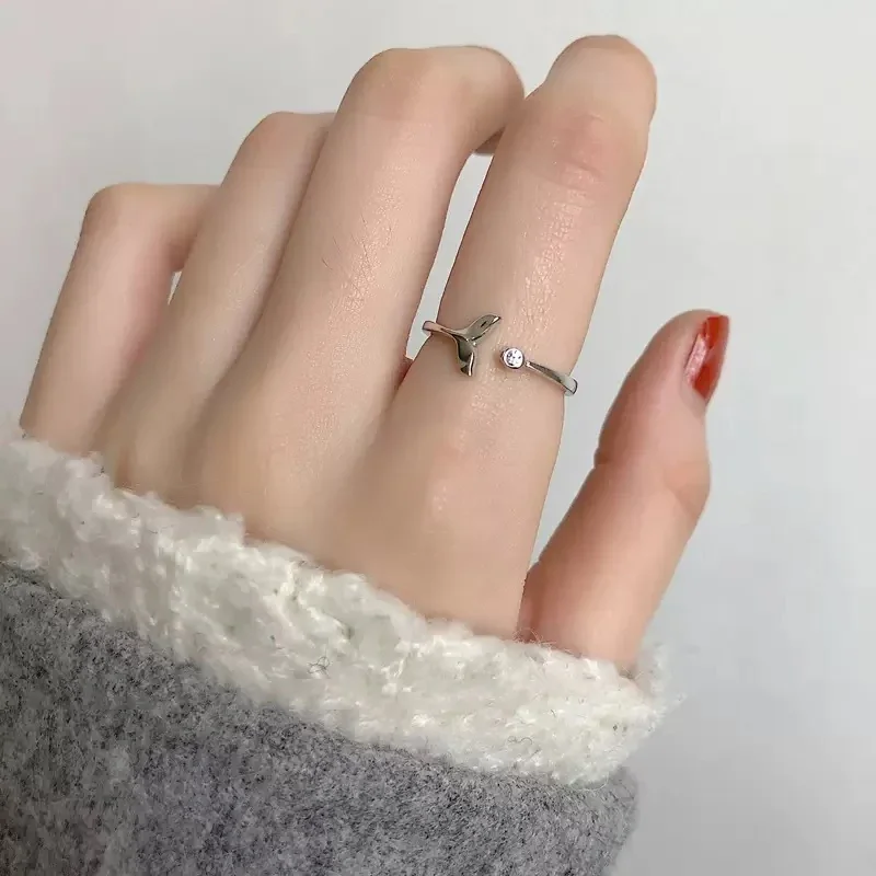 Sleek Mermaid Tail 925 sterling silver Bezel-Set Open-Front Ring - Silver