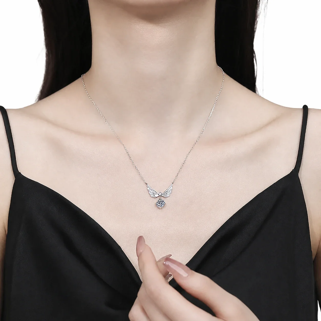 Luminous Wing Pavé Round Moissanite 925 Sterling Silver Necklace