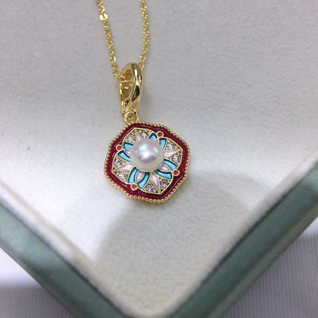 Ornate Gold-Plated Floral Inlay Pearl Pendant Necklace