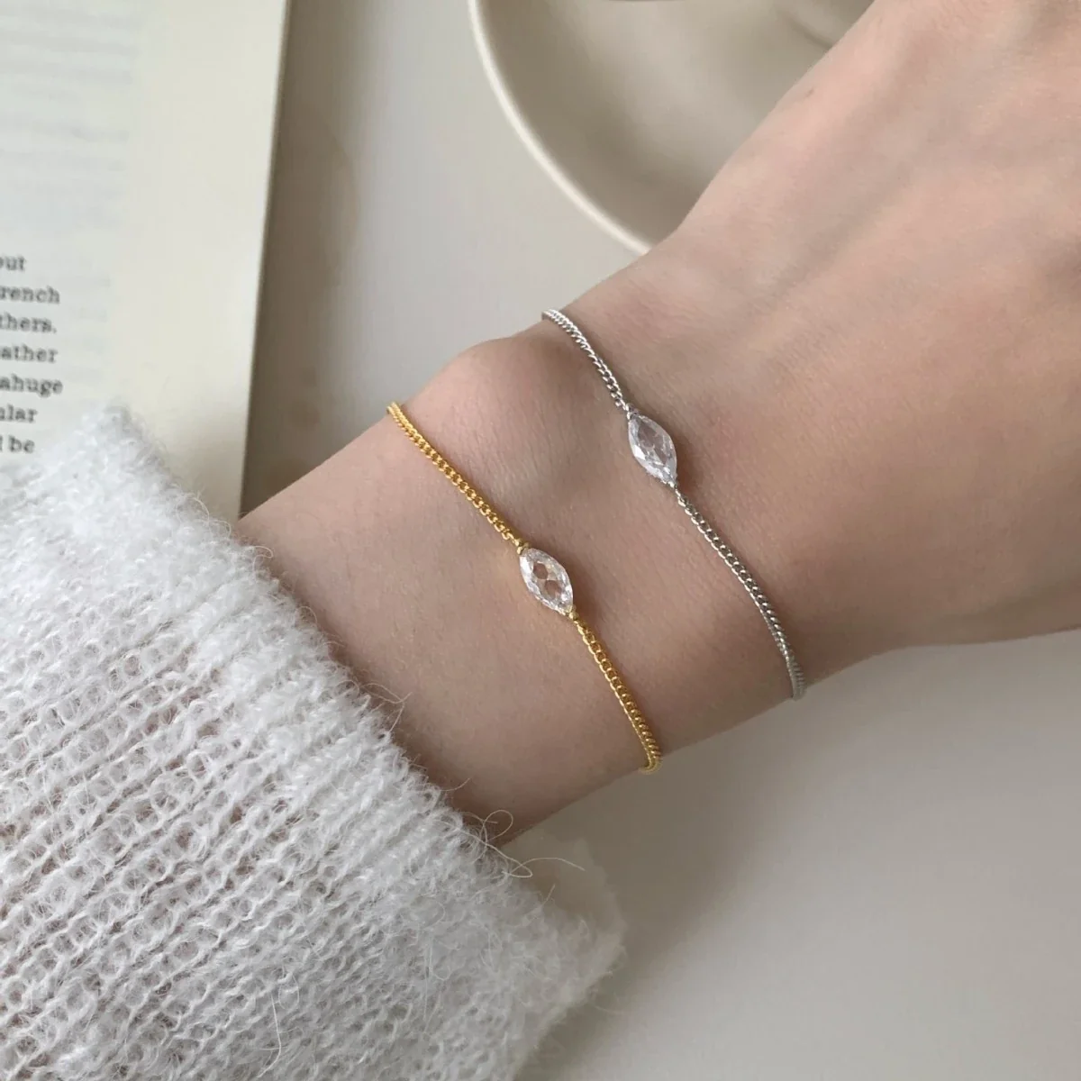 Delicate 925 sterling silver Marquise Crystal Curb Bracelet