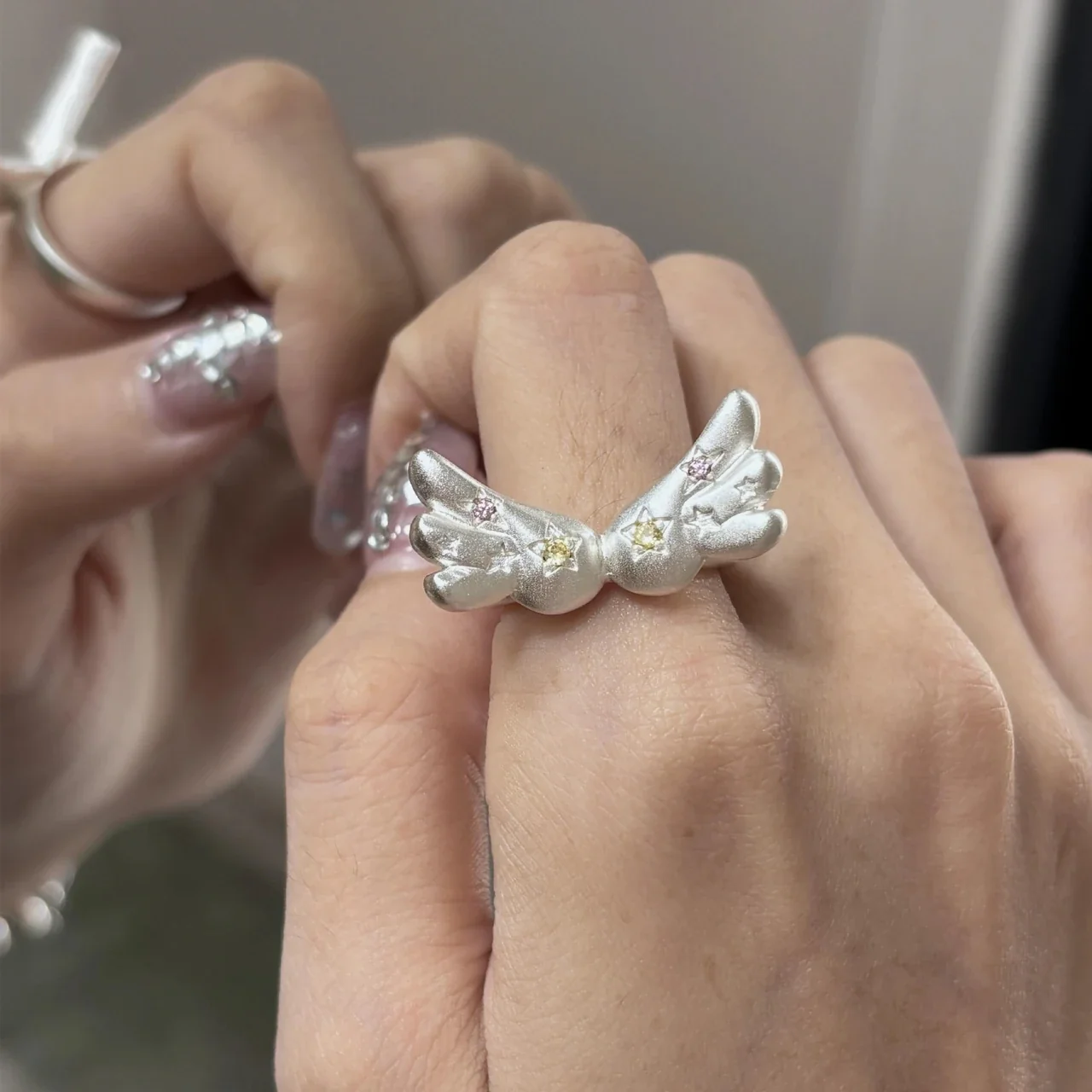 Scalloped Wing Silver-Plated Star Accent Copper Ring