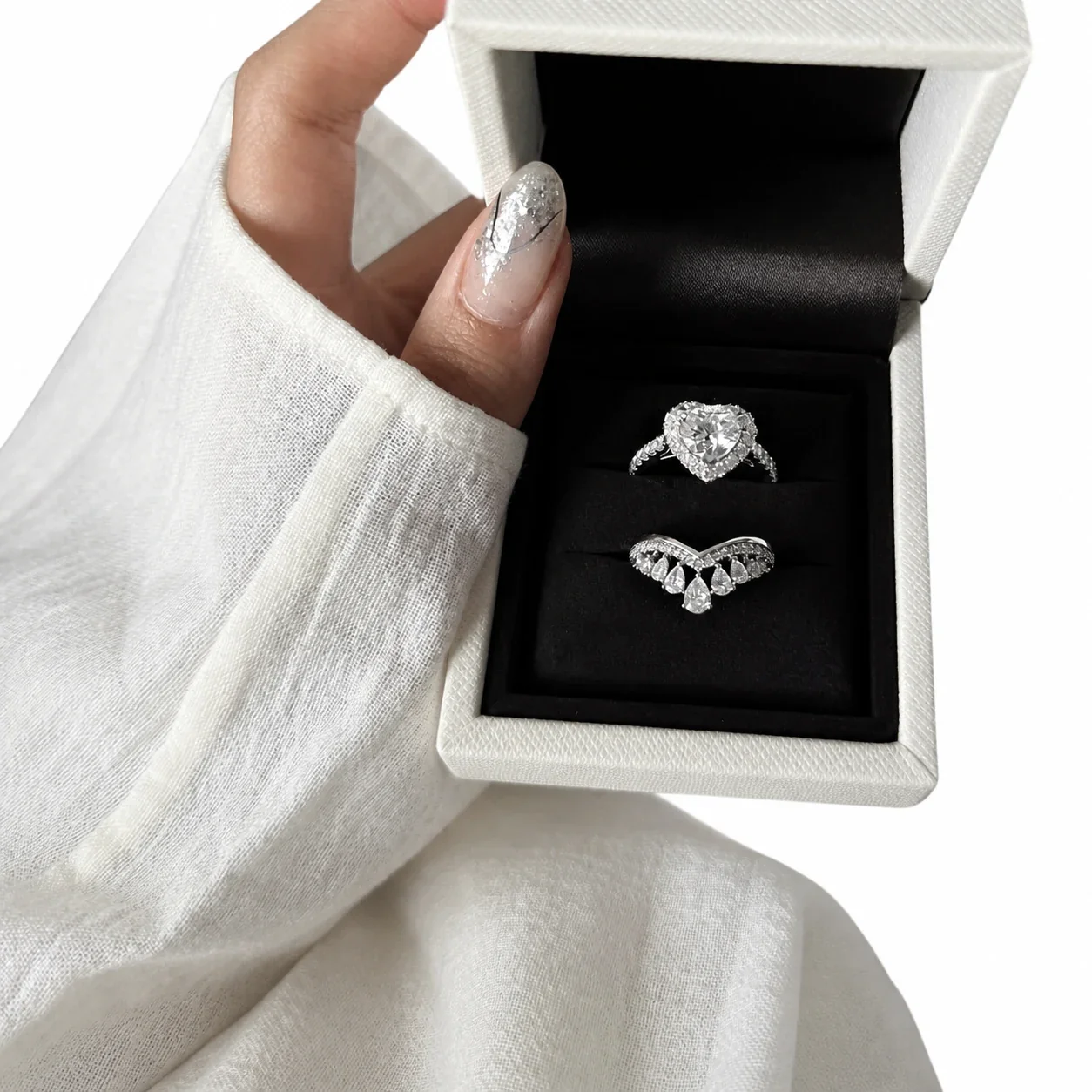 Brilliant Heart Crown Silver-Plated Copper Ring Set