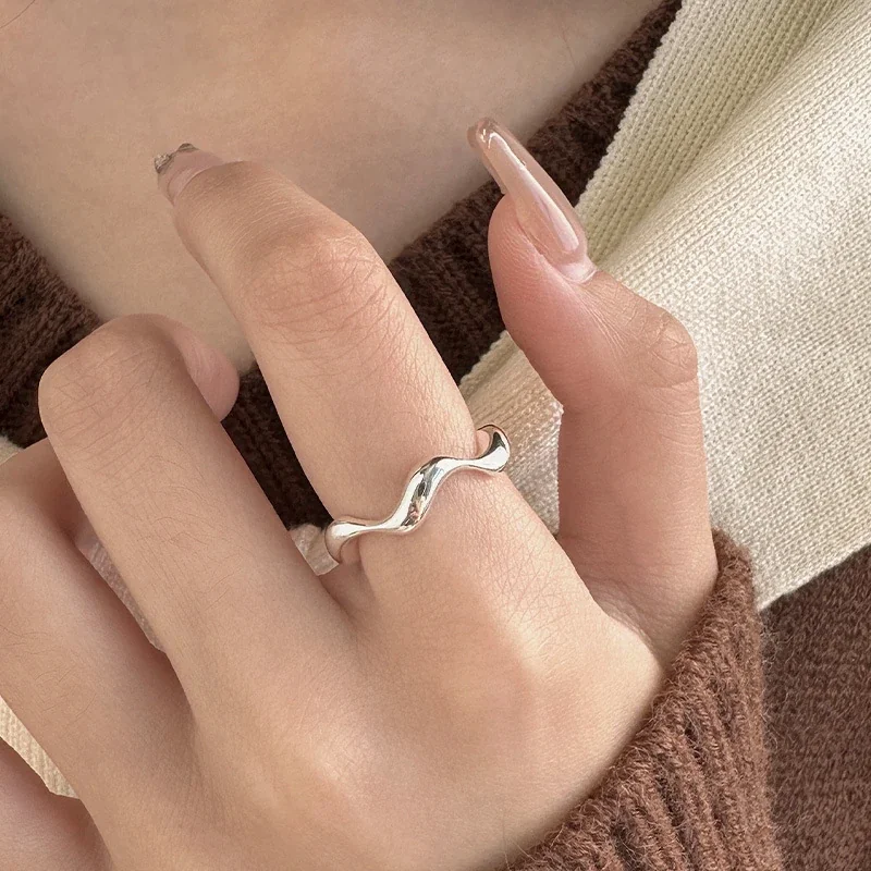 Sculptural 925 Sterling Silver Wavy Open-Front Ring
